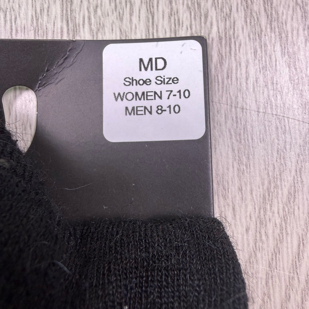 Black Crew Performance Socks - Picture 4 of 4